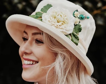 Laura Ashley Style Summer Hat Women, Quality Cream Cotton Sun Hat, Vintage Fashion, Pretty White Rose & Green Leaf Trim, Velvet Ribbon Band