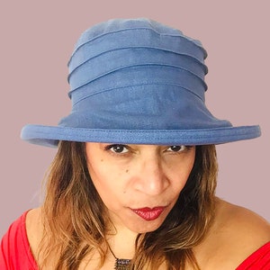 Fresh Blue Practical Sun Hat Women, Simple 3 Tuck Style in Cool Cotton with Big Brim for Sun Protection, Packable Washable Summer Classic