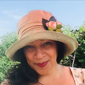 Summer Sun Downton Abbey Hat in Salmon Pink, English Designer Vintage Style Hat with Flower Trim and Wide Linen Brim, Romantic Rustic 1920s