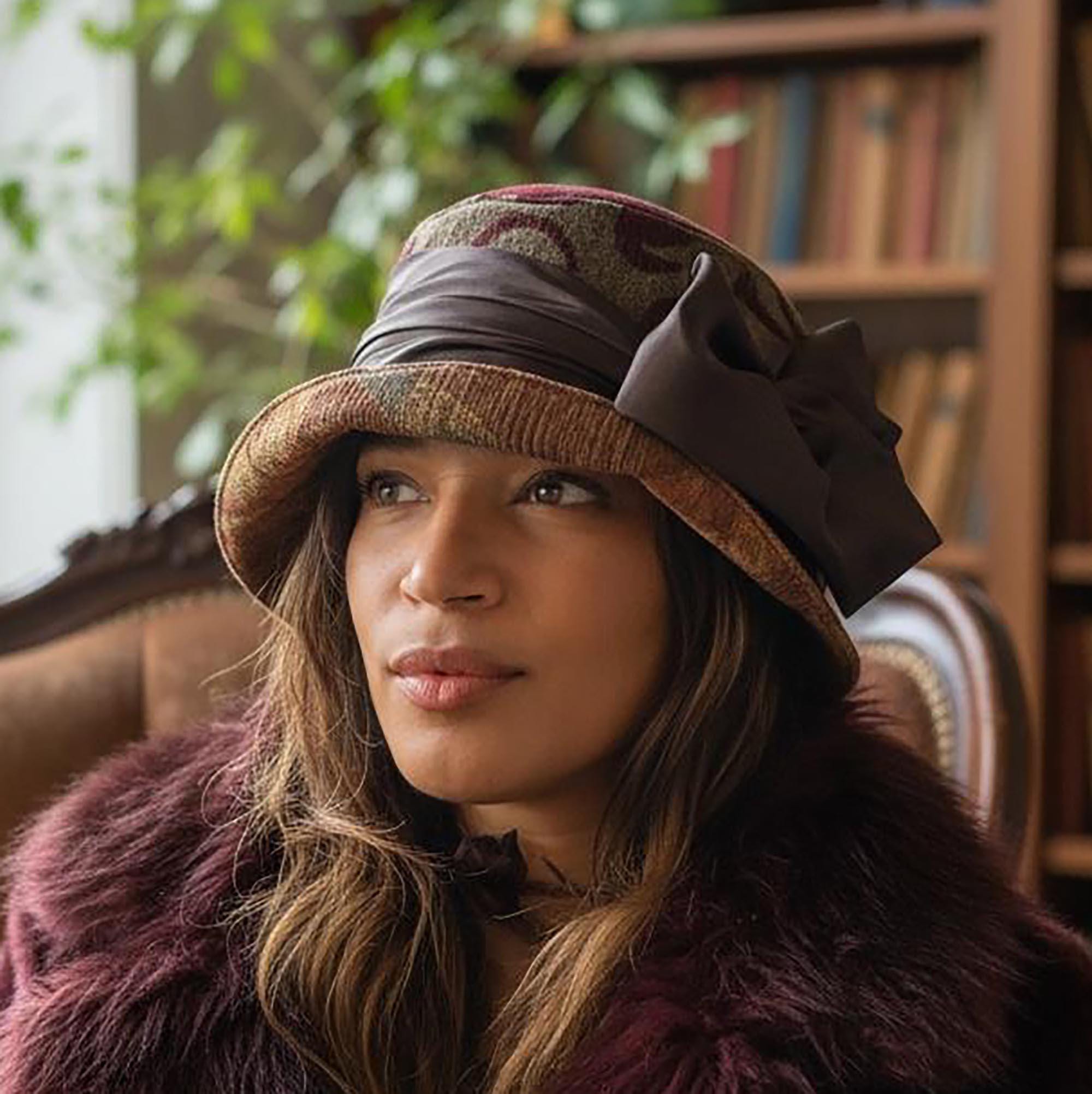 Peaky Blinders Style Cloche Hat, Vintage Inspired 1920s 