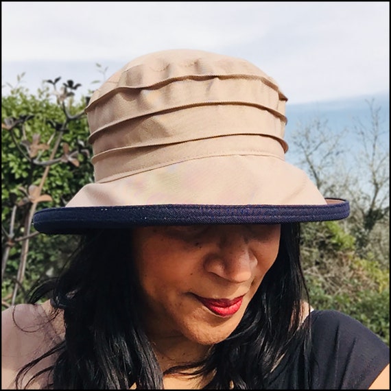 Women's Two Tone Waterproof Rain Hat in 