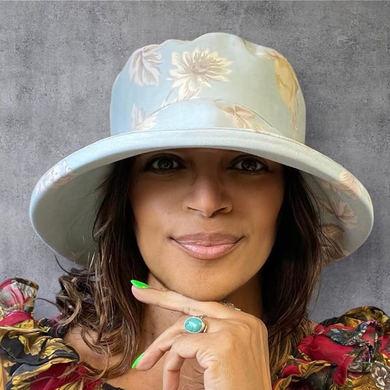 Cream and Blue Floral Pattern Hat Women main image 2