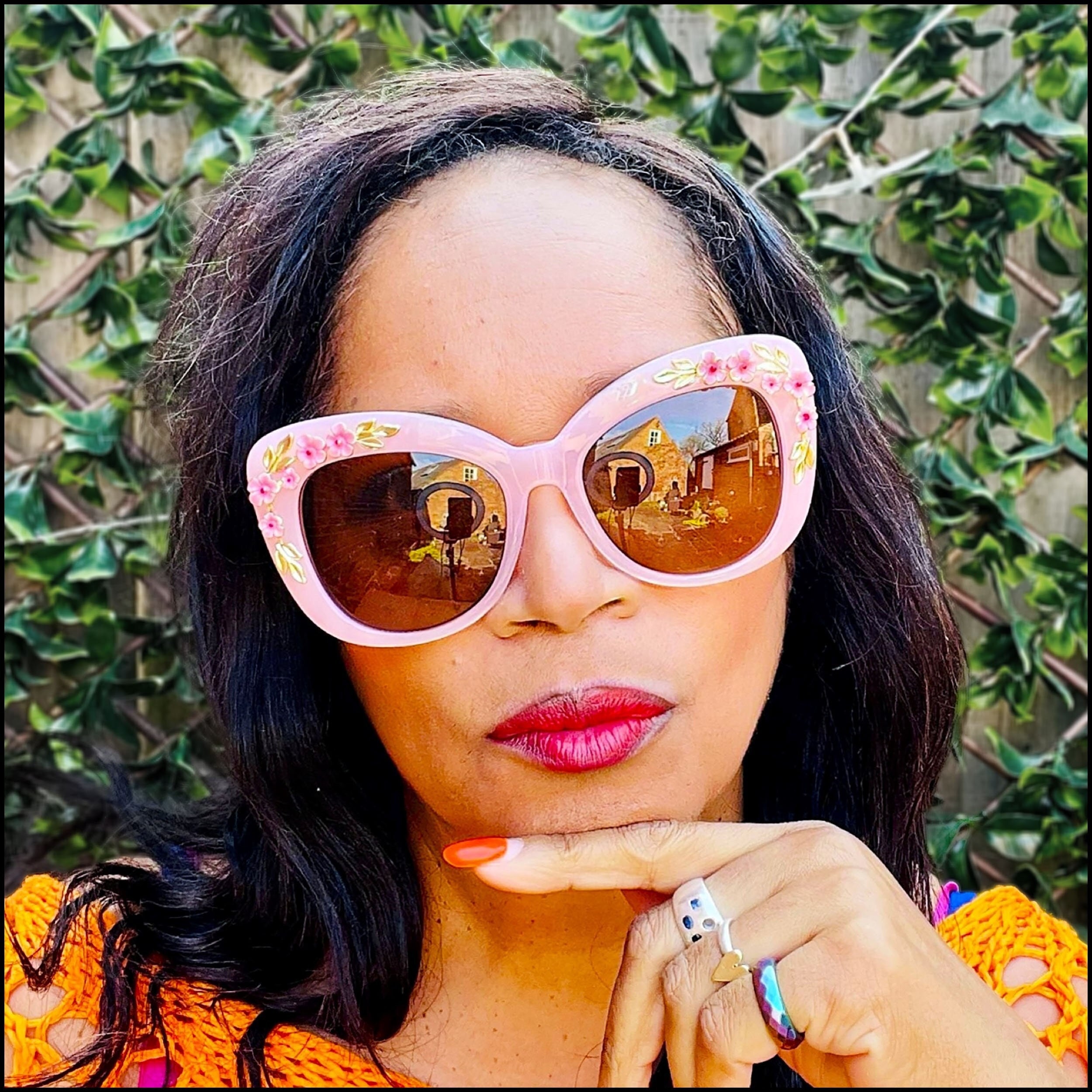 Polarized Wrap Around Sunglasses with Rhinestone Frame UV400 Protection Womens Polarized Fit Over Glasses Sunglasses Rhinestone  main image 2