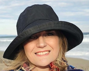 Grande cappello antipioggia cerato nero, completamente impermeabile, tesa extra larga per una protezione completa dalla pioggia, lacci sotto il mento per venti forti, cappello da giardinaggio