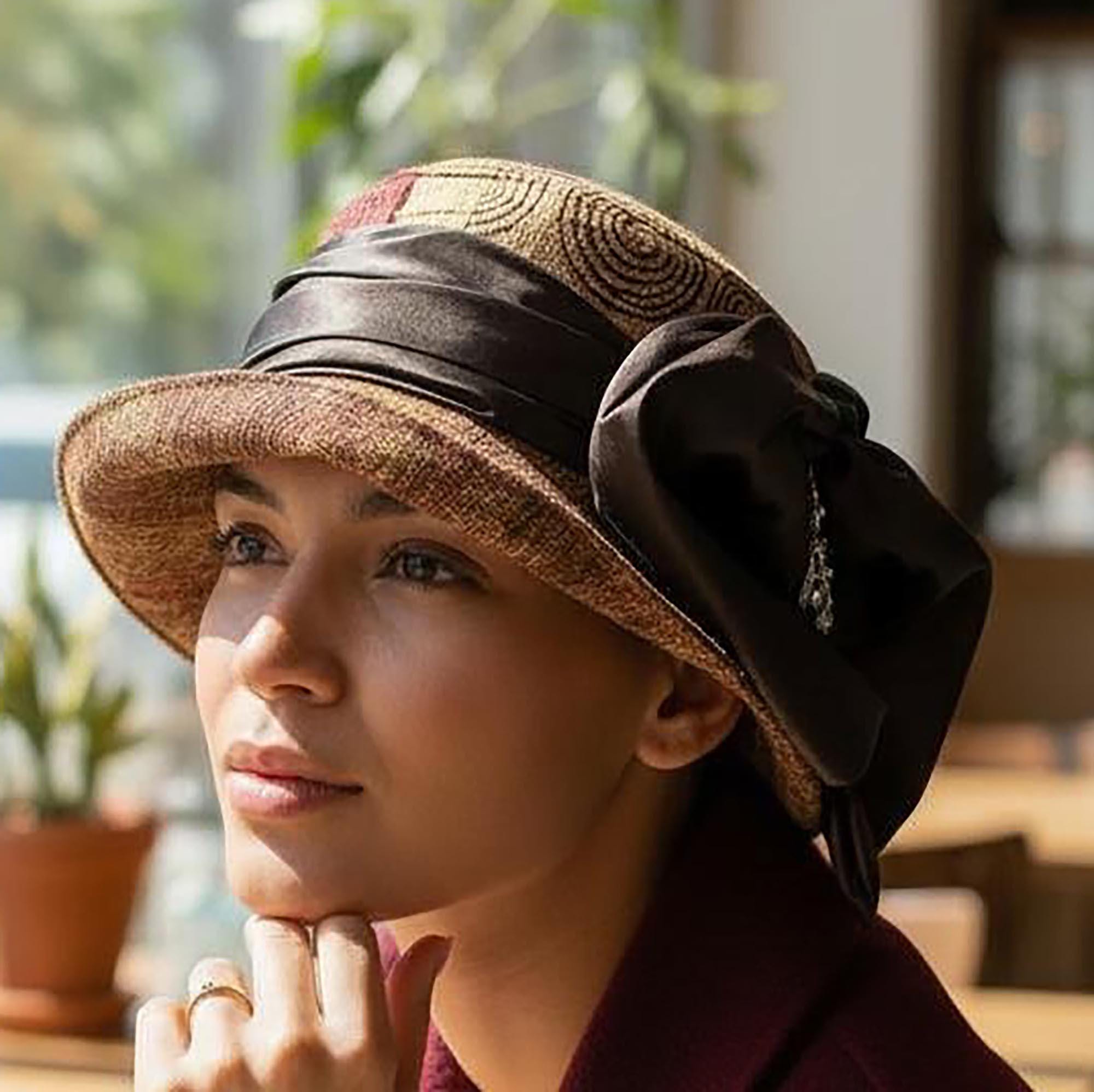 Women\'s Vintage Brown Cloche Hat with Decorative Brooch Peaky Blinders Style Cloche Hat, Vintage Inspired 1920s  main image 4