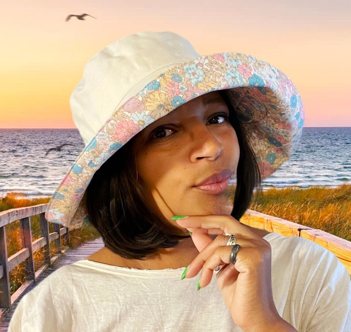 Wide Brim Sun Hat in Fresh Cream Cotton + Pastel Floral  display picture 3