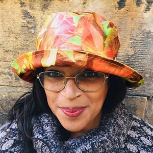 Fun Fall Leaf Waterproof Bucket Hat, Autumn Colour Women's Crushable Rainhat with Folding Brim, PVC Rain Hat Adjustable to Fit Small Heads!