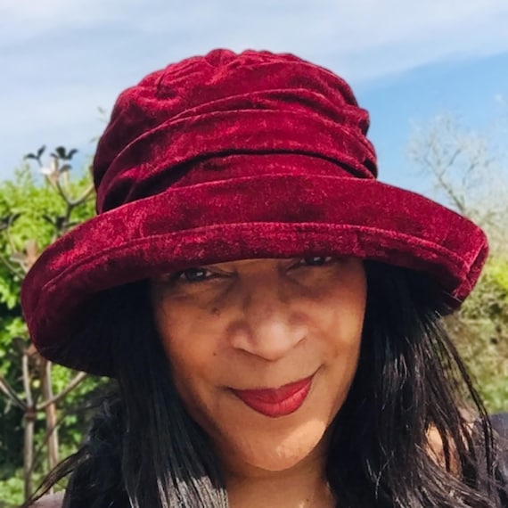 Winter Hat for Women in Warm Burgundy, Smart Autumn / Fall 