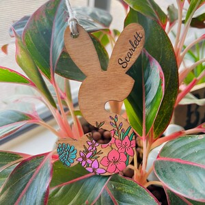 Etiqueta de nome personalizada de Páscoa, etiqueta de nome de letra de flor, etiqueta de cesta de Páscoa de madeira, presente de Páscoa, etiqueta de nome para cesta, presente de Páscoa personalizado