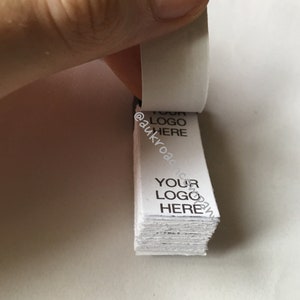 Libros estándar grandes personalizados sobre cucarachas, blanco y negro (50)