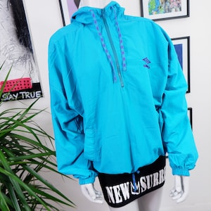 90s vintage windbreaker, overhead, zipper, hooded, turquoise, high neck, size S/M, sportswear, colorful, womens, umbro, outdoor jacket