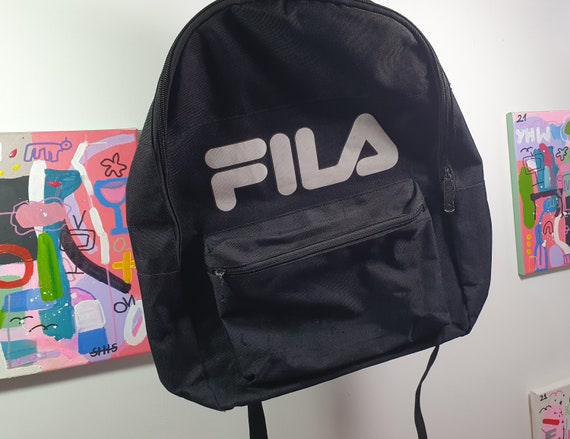 Mochila Fila azul marino para colegio