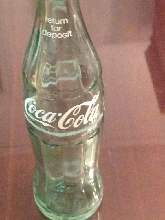 Vintage Coca-cola Empty Bottle With Lid, Coke Bottle, 10oz Size, Money Back  Bottle Green Glass 1960's Portland Oregon Rare Find 