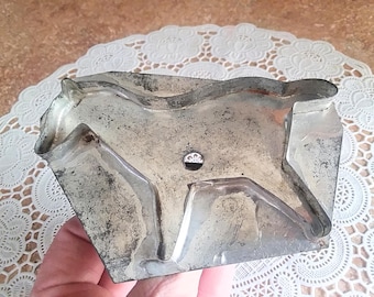 Antique Horse Cookie Cutter with Handle, Tin Cookie Cutters, Old Baking Gadgets, Tin Horse, Horse Collectibles, Antique Kitchen Wares