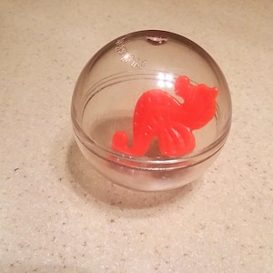 Vintage Playskool Seahorse Bath Bubble 1980&#39;s, Spinner Ball, Child&#39;s Seahorse, Float and Play Bath Toys, Retro Flutterball,