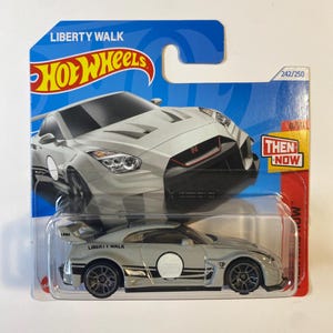 ホットウィール パウンド シルエットワークス GT 日産 35GT-RR Ver.2 | 1:64 ダイキャスト コレクター向け | 愛好家やコレクター向けの希少なリバティウォーク モデル
