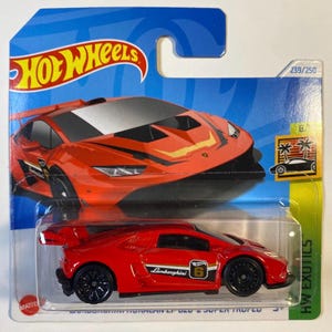 Hot Wheels Lamborghini Huracán LP 620-2 Super Trofeo | 1:64 Diecast Collectible | Rare Race Car for Enthusiasts and Collectors