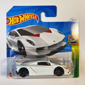 Hot Wheels Lamborghini Sesto Elemento | 1:64 Diecast Collectible Supercar | Rare Model for Enthusiasts and Collectors