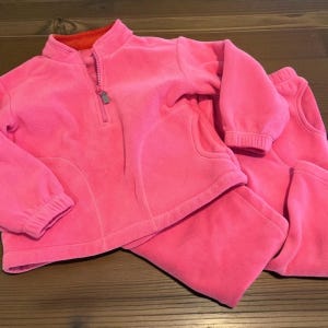 Vintage Hanna Andersson fleece half zip up jacket and matching fleece pants Super soft and warm Bright pink Reflective with Pockets 3T