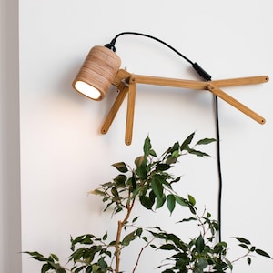 Lampada decorativa, lampada in legno con porta libri, lampada da lettura, accessori per la camera da letto, porta libri, organizer da scrivania, estetica da scrivania, regali per insegnanti di scuola materna