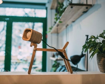 Nachtkastje met leeslamp op nachtkastje: tienerpeutercadeau, moederdagcadeau