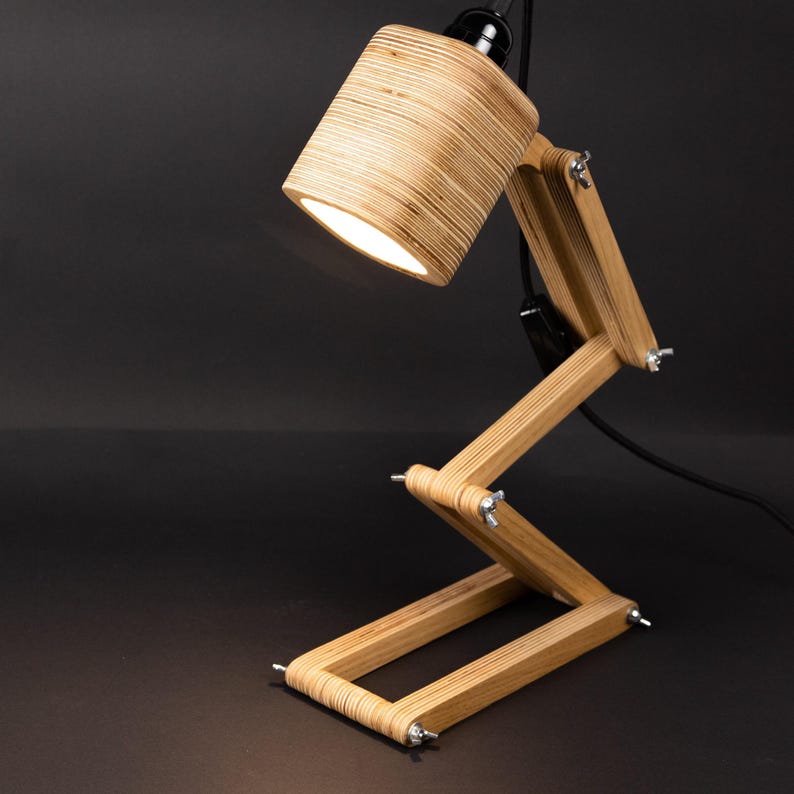 Lámpara de escritorio de madera hecha a mano, decoración de biblioteca para amantes de los libros