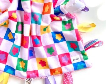 Bright Checkerboard Baby Girl Lovey, Ribbon Tag Sensory Blanket, Minky blanket, New Baby