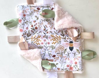 Floral Lovey- Baby girl Lovey- Minky Lovey Security blanket- Sensory Tag Lovey- Minky Baby blanket- newborn gift- Bee lovey- Boho Nursery