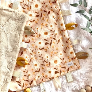 Tag along friends baby blanket set on sale