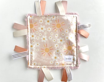 Crinkle Lovey Tag Toy, You Are My Sunshine, Baby Girl Crinkle Tags, Crinkle Toy, Sensory Baby Toy, Crinkle Baby Paper Toy, Ribbons, Blush