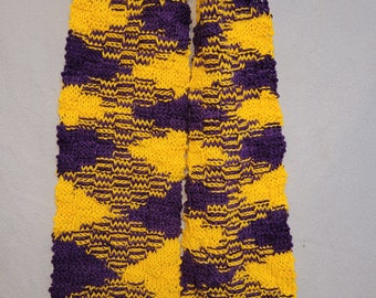 A knitted scarf that you can make for your favorite student.