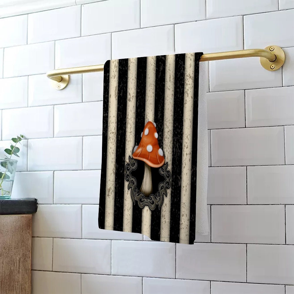 Mushroom Witchy Bathroom Decor,Black Bath Hand Towels for Bathroom,Soft  Absorbent Gothic Decorative Hand Towels Set for Bathroom Kitchen Gym Hotel  Spa Home Decor (2Pcs, 14x28 Inch) - Yahoo Shopping