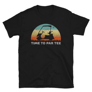 Zabawny retro styl wózka golfowego z czasem na par tee pun unisex koszulka prezent