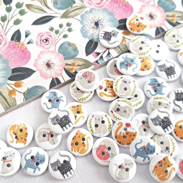 Cats Wooden Buttons, Baby Buttons, Wooden Embellishments, Kids Buttons, 15 mm Two Hole Buttons, Sewing Crochet Knitting Buttons, Pack of 10