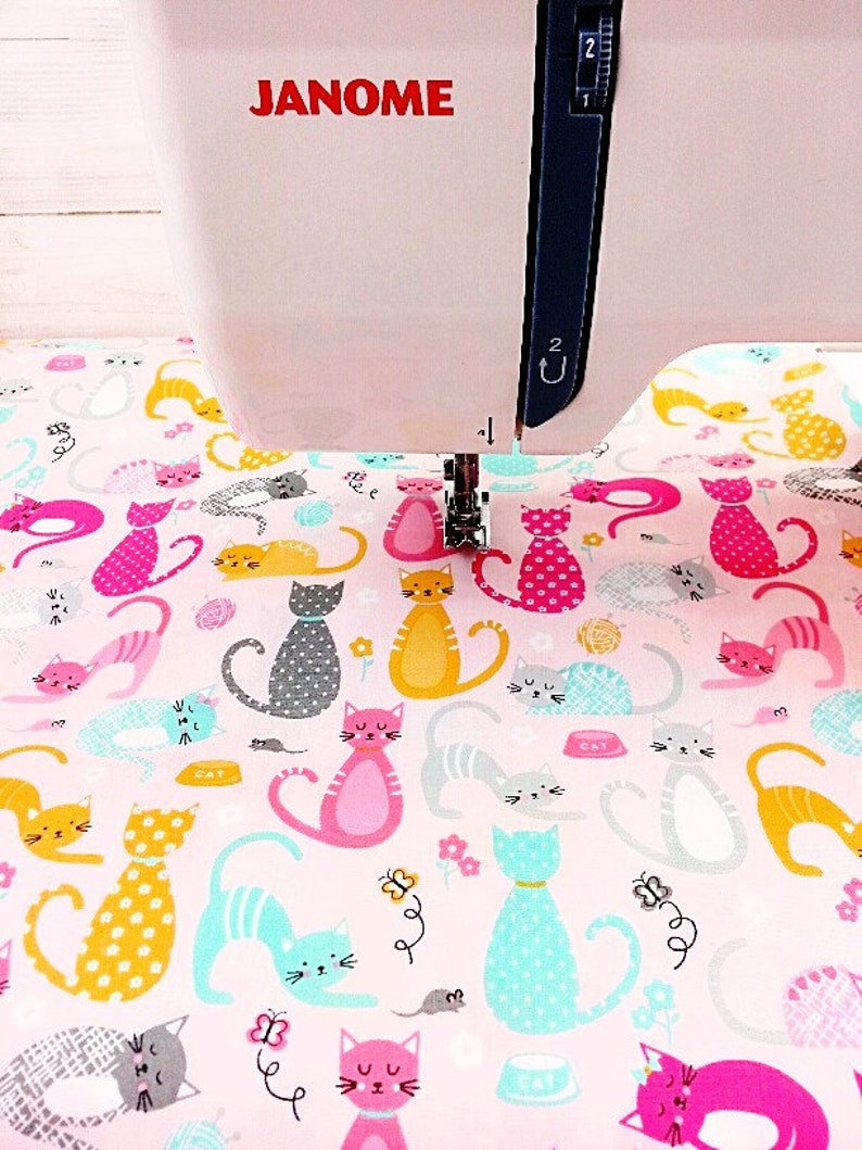 Cats fabric Cats Design Fabric Kitten Fabric Cotton Material Cats Material UK Fabric Cotton fabric Kids Fabric Pink Cotton Fabric