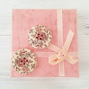 6 Large Wooden Buttons, Floral Design Buttons, Sewing Buttons, Flower Pattern Buttons, Vintage Style Rose Buttons, Four Holes Wood Buttons