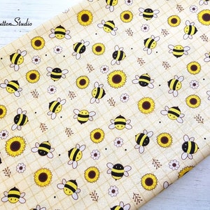 Bee Fabric, 100% Cotton, Insect Fabric, Quilting Fabric, Cute Bee Cotton Print on Pale Yellow, Sewing Fabric by Fat Quarter/Half Metre/Metre