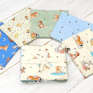 Dogs Fat Quarter Bundle, 100% Cotton, Cute Dog Duckling Bee Fat Quarters, Animals Fabric, Quilting Patchwork Sewing Craft Fabric, Set of 5