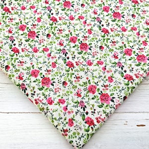 Floral Fabric, Polycotton Fabric, Flower Fabric, Small Print Fabric, Floral Print Material, Beautiful Small Flower Fabric by the Half Metre