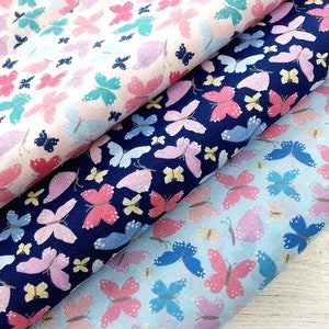 Vlinderstof, polykatoen, insectenstof, vlinderprintstof, pastelstof, zomerstof, kinderstof, lichtgewicht stof