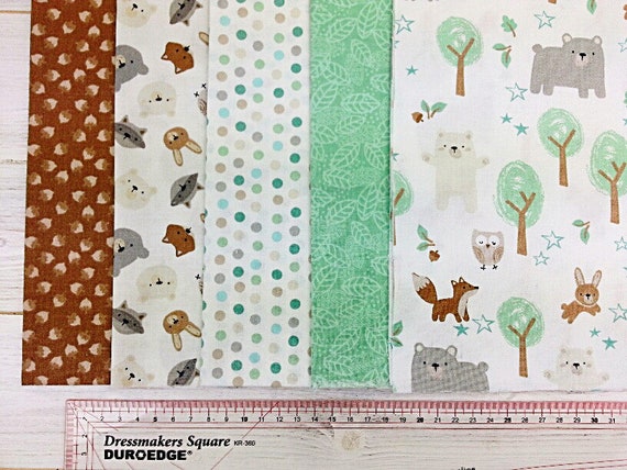 Baby Elephants fabric per 1//2 metre or 4 piece FQ BUNDLES 100 /% cotton poplin