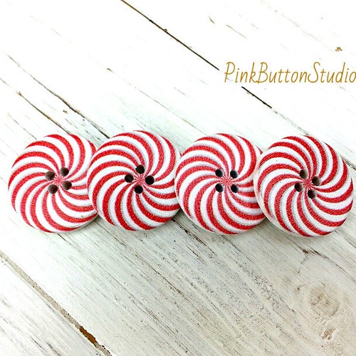 5 Candy Cane Wooden Buttons Red and White Sewing Buttons Etsy