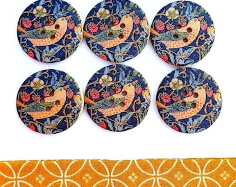 William Morris Strawberry Thief Wooden Buttons, Floral Birds Sewing Knitting Scrapbooking 30 mm Buttons, Pack of 6