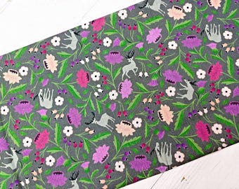Highland Deer Stoff, 100% Baumwolle, Distel Blumen Animal Print, Quilting Nähen Craft Scottish Thema Stoff von Fat Quarter / Halbe Meter / Meter