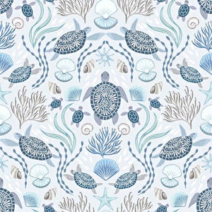 Tecido de algodão com tema oceânico da Lewis & Irene, família de tartarugas marinhas em fundo cinza claro com pérolas, material para patchwork, costura e artesanato.