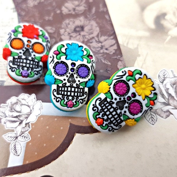 Sugar Skull Buttons, Halloween Buttons, Dress It Up Buttons, Button Embellishment, Sewing Craft Novelty Buttons, Spooky Buttons, Set of 3