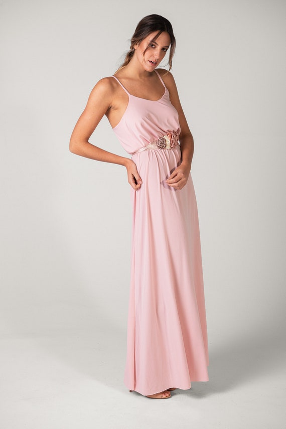 lovely dresses for wedding guests