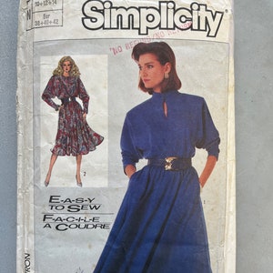 UNCUT 1986 Simplicity Pattern 7594. Size 10, 12, 14