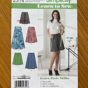 UNCUT 2010 Modello Simplicity 2314. Taglie 6, 8, 10, 12, 14, 16, 18
