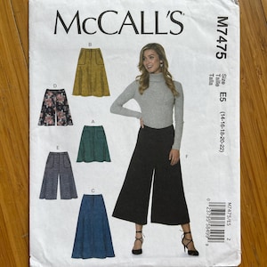 Modello McCalls 7475 2016 NON TAGLIATO. Taglie 14, 16, 18, 20, 22